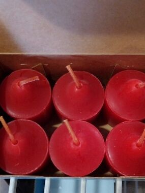 PartyLite cinnamon and bayberry Votive Candle Pack